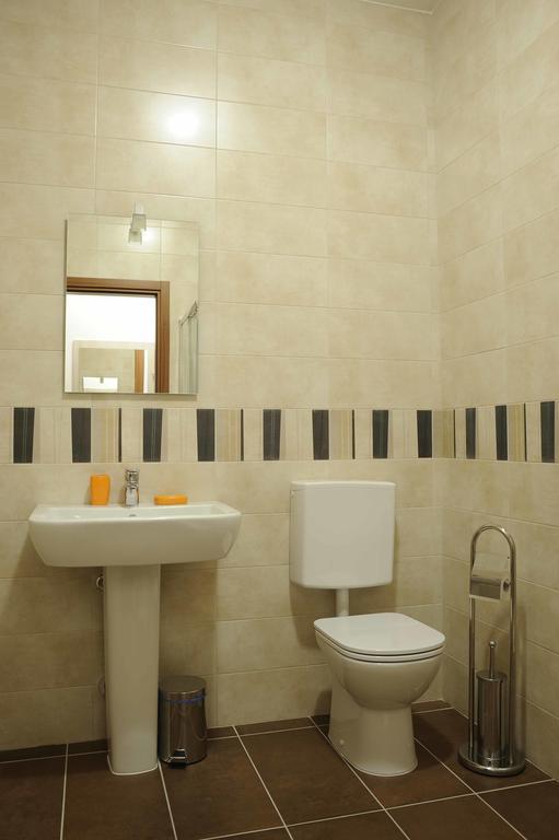 Agriturismo La Bioca Castiglione Falletto Εξωτερικό φωτογραφία